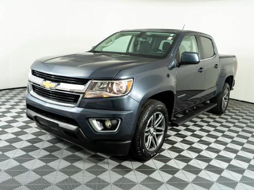 Shadow Gray Metallic 2020 Chevrolet Colorado LT
