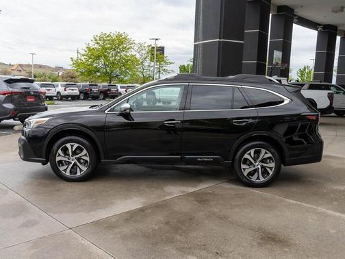 2021 Subaru Outback Touring