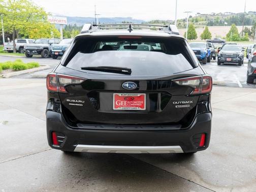2021 Subaru Outback Touring
