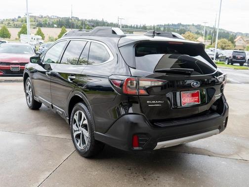 2021 Subaru Outback Touring