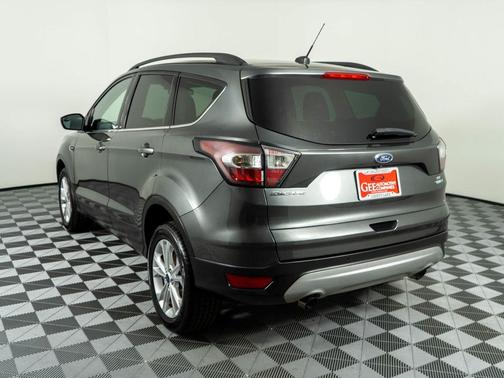 Black 2017 Ford Escape SE