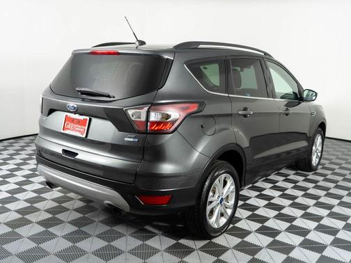 Black 2017 Ford Escape SE