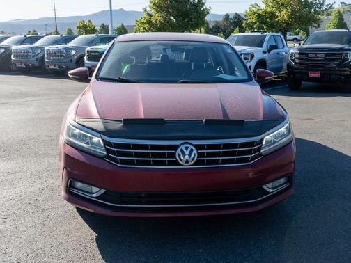 2016 Volkswagen Passat 1.8T SE w/Technology