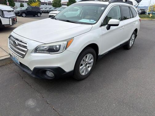 Crystal White Pearl 2015 Subaru Outback 2.5i Premium