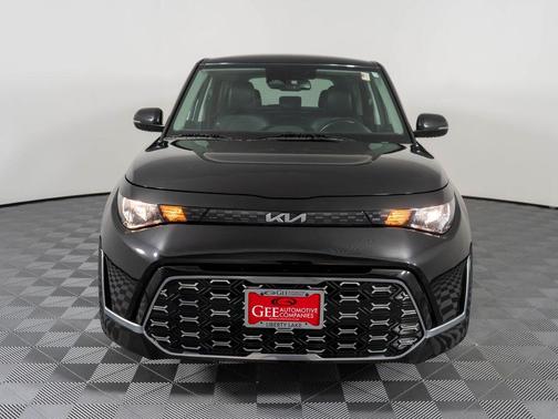Fusion Orange 2023 Kia Soul GT-Line 2.0L