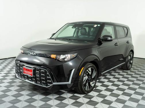Fusion Orange 2023 Kia Soul GT-Line 2.0L