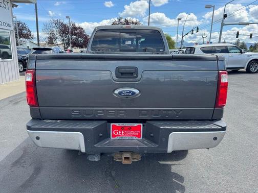 Magnetic 2016 Ford F-350 Lariat Super Duty