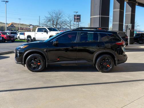 Black 2025 Nissan Rogue Rock Creek