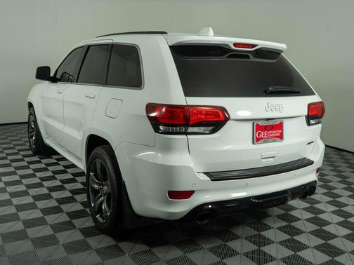 Bright White Clearcoat 2015 Jeep Grand Cherokee SRT