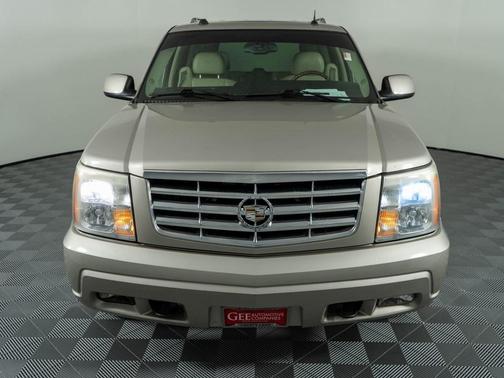 2005 Cadillac Escalade 