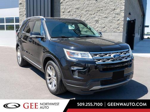 Shadow Black 2018 Ford Explorer XLT