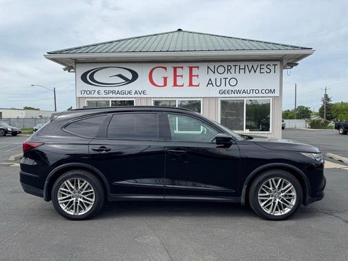 Black 2023 Acura MDX Advance