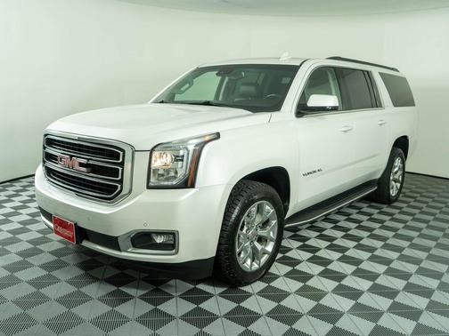 2017 GMC Yukon XL SLT