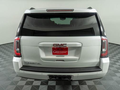2017 GMC Yukon XL SLT