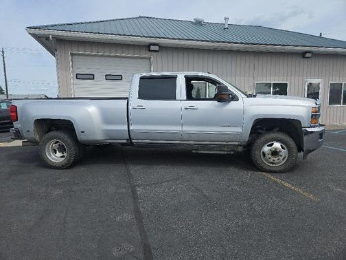 Silver Ice Metallic 2016 Chevrolet Silverado 3500 LT