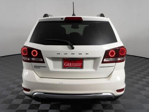 Vice White 2017 Dodge Journey Crossroad
