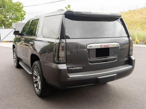 Iridium Metallic 2016 GMC Yukon Denali