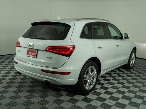 2015 Audi Q5 2.0T Premium Plus
