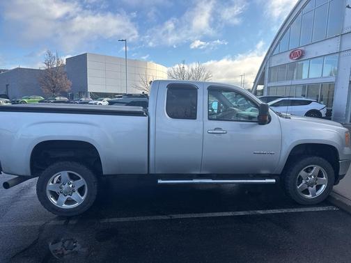 2011 GMC Sierra 2500 SLT