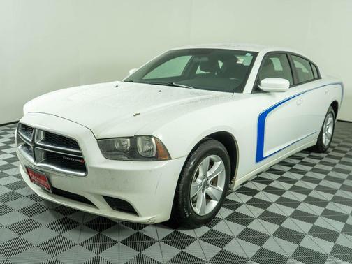 Bright White Clearcoat 2014 Dodge Charger SE