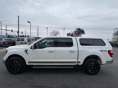 White Metallic 2021 Ford F-150 Lariat