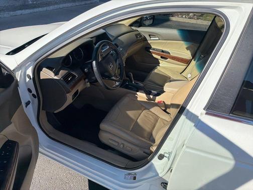 White 2008 Honda Accord EX-L