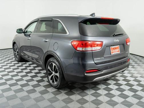 2016 Kia Sorento EX
