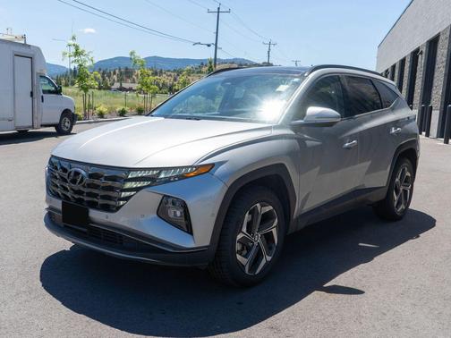 Shimmering Silver 2022 Hyundai TUCSON Limited