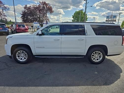 2017 GMC Yukon XL SLT