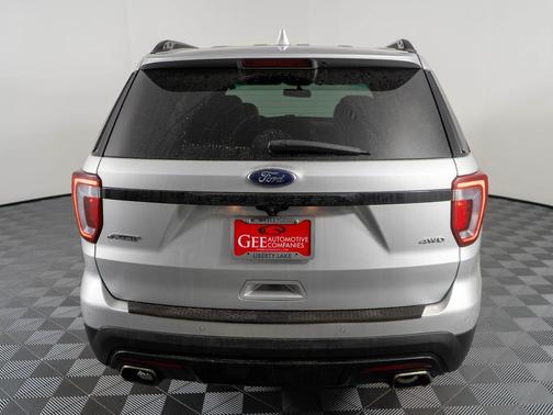 Ingot Silver 2017 Ford Explorer sport