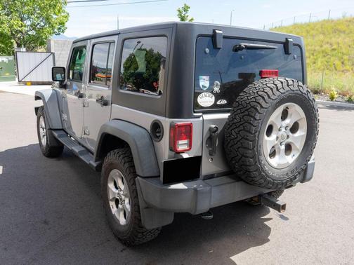 Billet Silver Metallic Clearcoat 2017 Jeep Wrangler Unlimited Sport