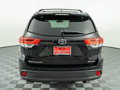 2018 Toyota Highlander SE