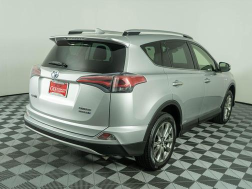 Classic Silver Metallic 2016 Toyota RAV4 Hybrid Limited