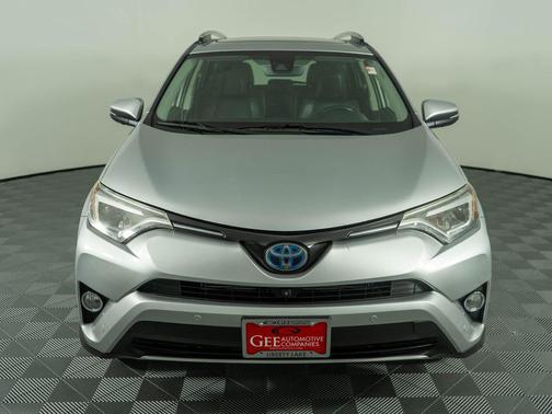 Classic Silver Metallic 2016 Toyota RAV4 Hybrid Limited