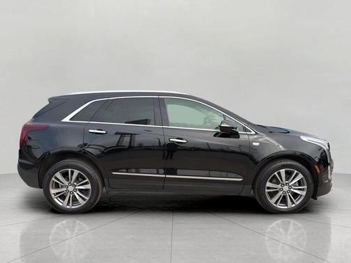 BLACK 2020 Cadillac XT5 Premium Luxury