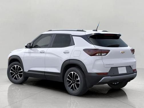 Summit White 2026 Chevrolet Trailblazer LT