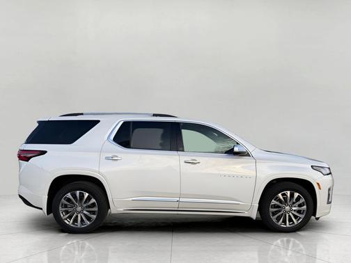 2022 Chevrolet Traverse Premier