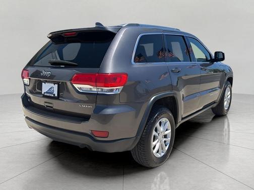 Brilliant Black Crystal Pearlcoat 2014 Jeep Grand Cherokee Laredo