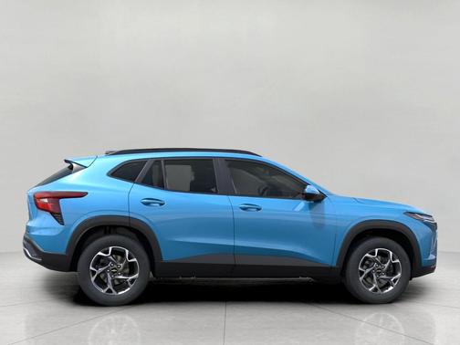 Marina Blue Metallic 2026 Chevrolet Trax LT
