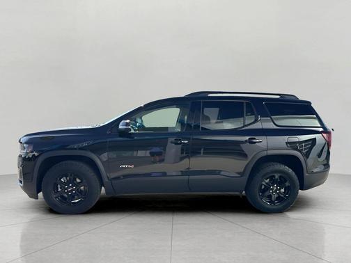 2022 GMC Acadia AWD AT4