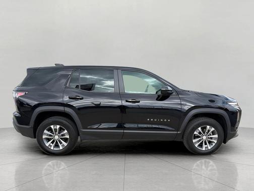 Mosaic Black Metallic 2025 Chevrolet Equinox 1LT