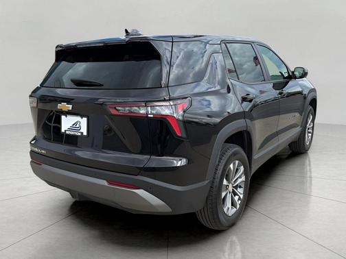 Mosaic Black Metallic 2025 Chevrolet Equinox 1LT