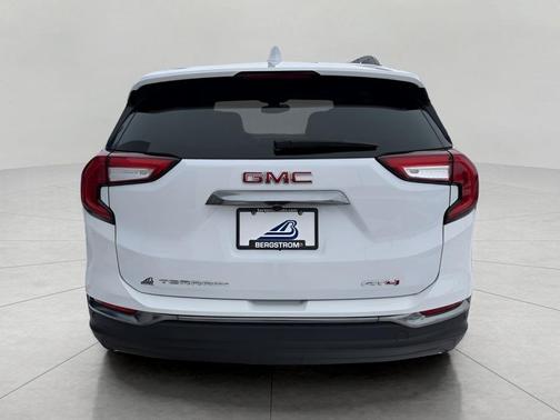 2023 GMC Terrain AWD AT4