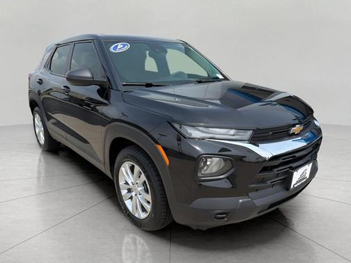 Mosaic Black Metallic 2023 Chevrolet Trailblazer LS