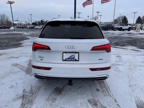 2022 Audi Q5 45 S line Prestige