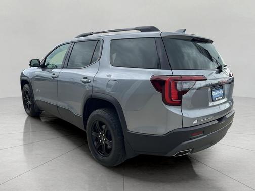 2023 GMC Acadia AWD AT4