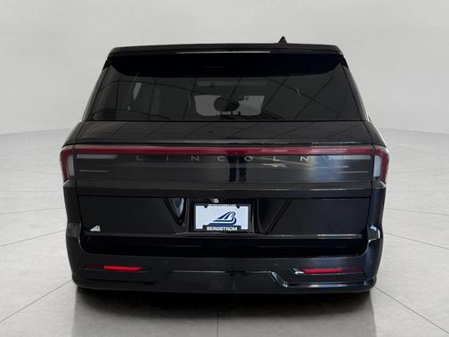 2025 Lincoln Navigator Black Label