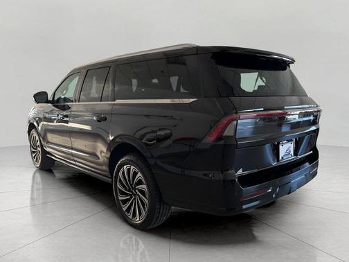 2025 Lincoln Navigator Black Label