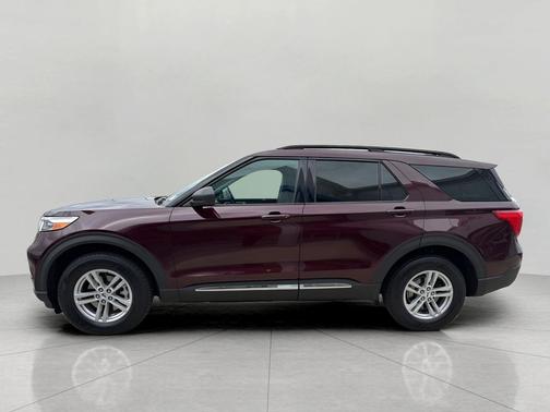 Burgundy Velvet Tinted Clearcoat 2022 Ford Explorer XLT