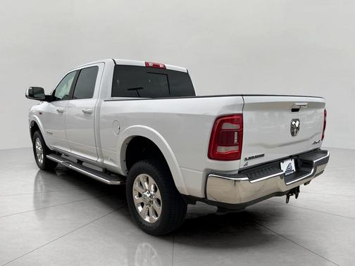 2020 RAM 2500 Laramie Crew Cab 4X4 6'4' Box